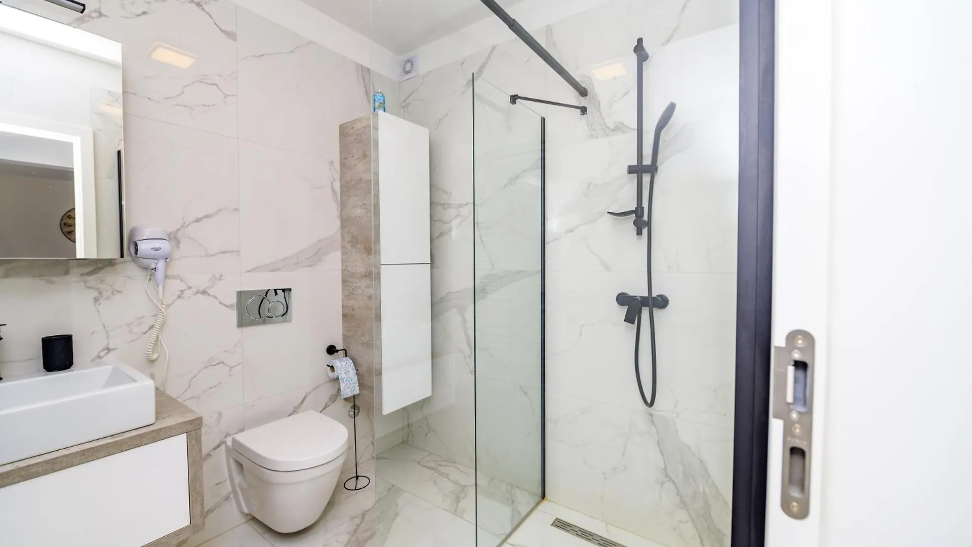 Gt Apartments Nerezine