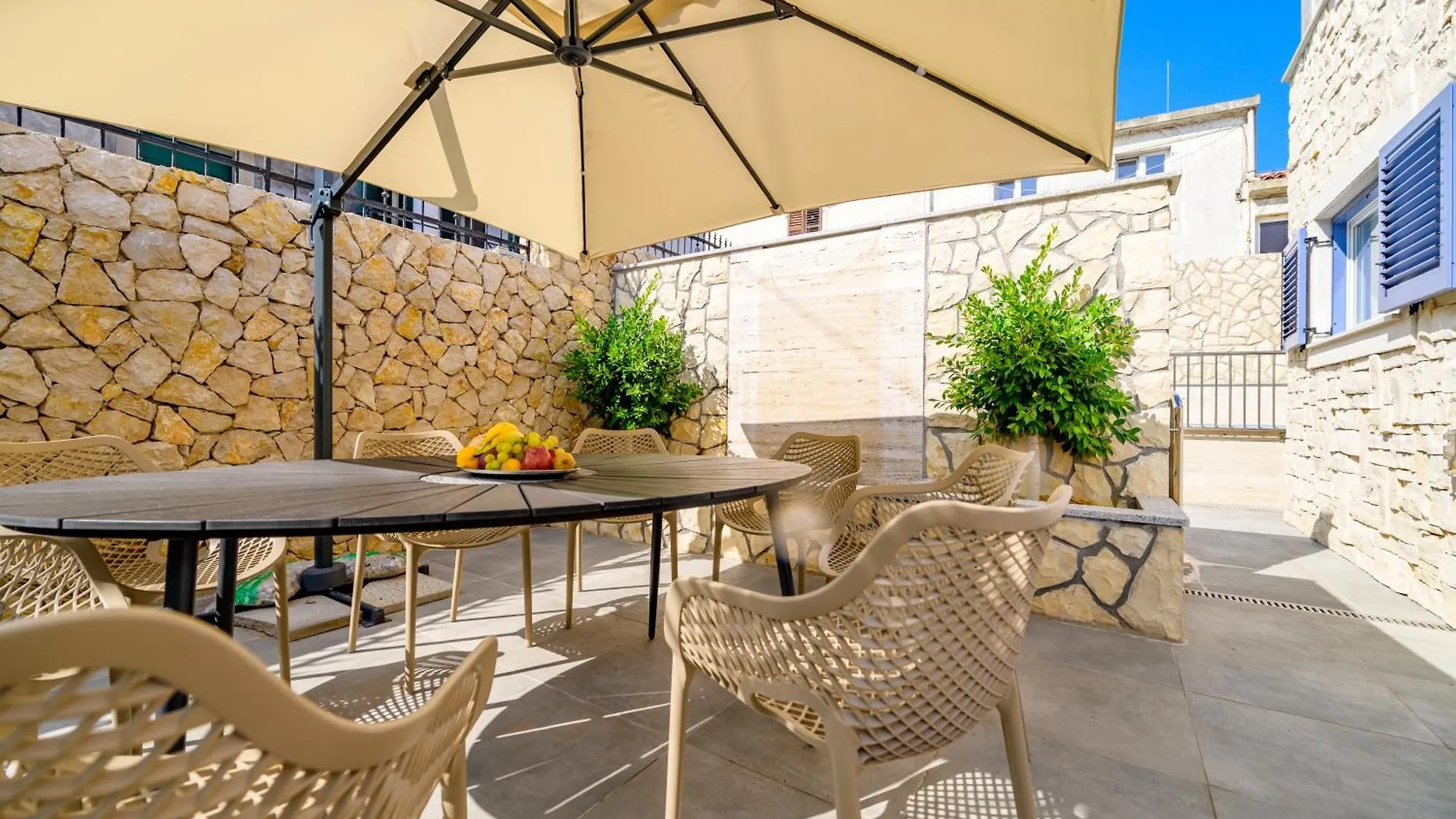 Gt Apartments Nerezine